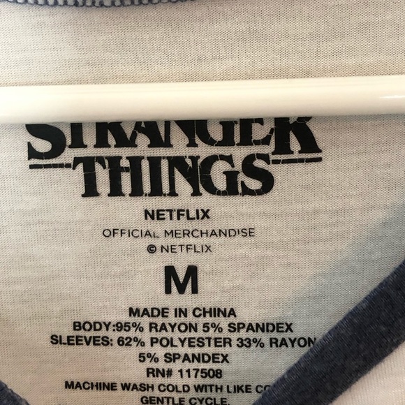 Stranger Things T-shirt Medium, blue and white - Picture 4 of 4
